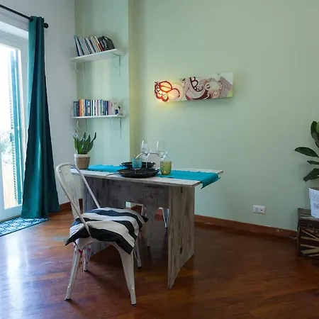 Apartment Rione Monty Balcony Rom