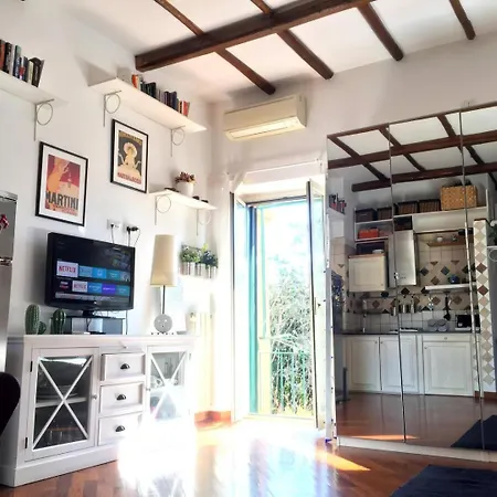 Rione Monty Balcony * Ρώμη
